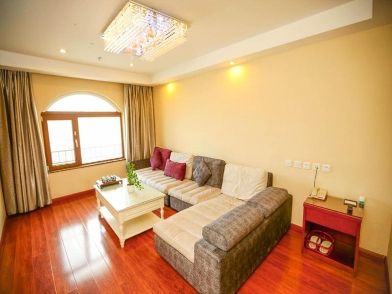Greentree Inn Shandong Qingdao Wuyishan Road Jiashike Shopping Center Business Hotel Dış mekan fotoğraf